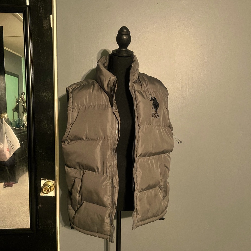 Polo puffer Vest, army green size medium